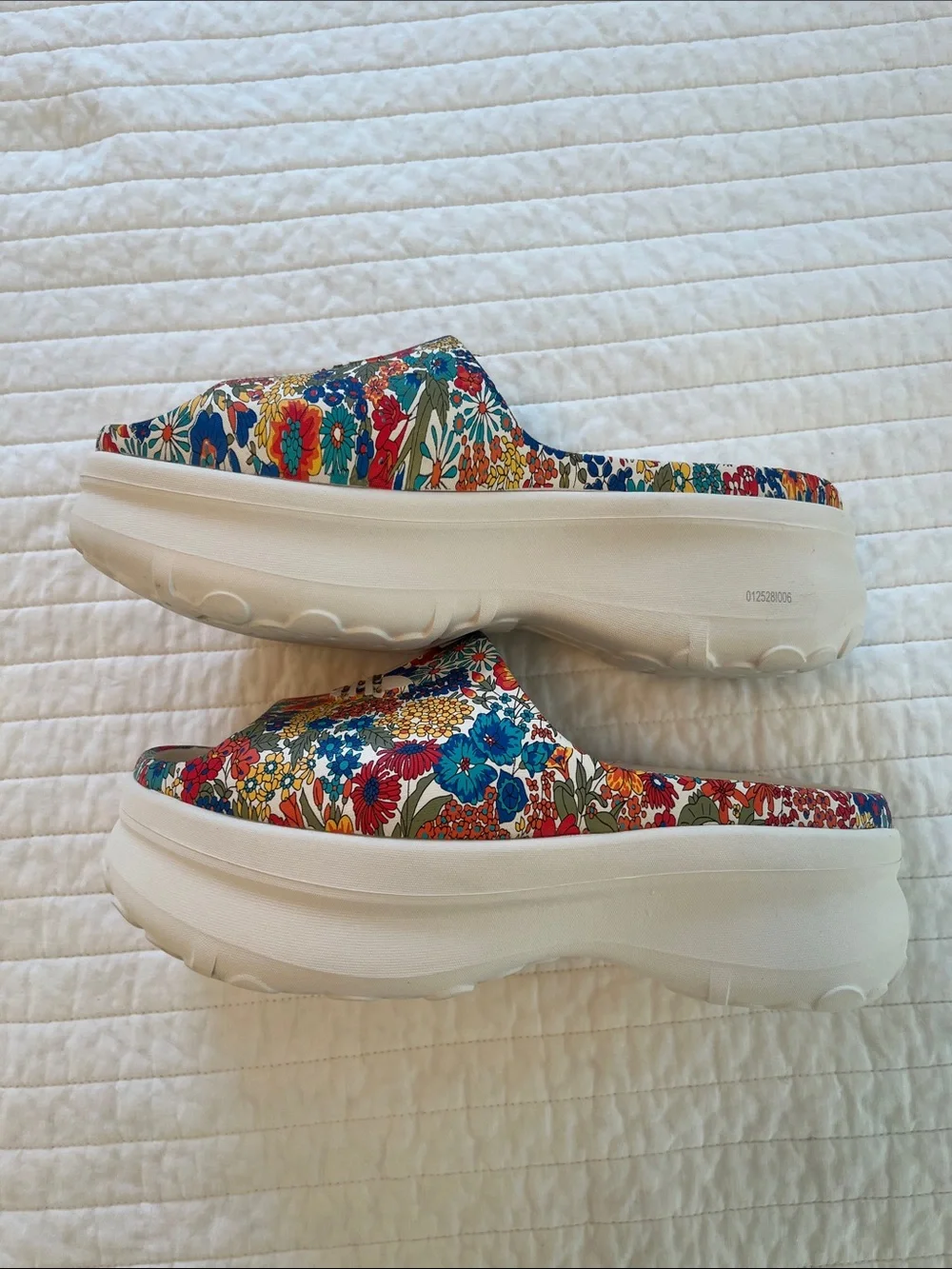 Adidas AdiFOM Stan Smith x Liberty of London Floral Platform Slides